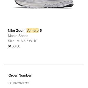 Nike Zoom Vomero 5 Men's or Woman’s Sneakers - White and Gray